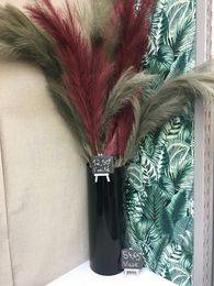Une déco tendance avec nos objets de décoration, idées cadeaux, vases, lampes disponibles en ligne pour un retrait et paiement en magasin dans votre Bricomarché Saint Léonard