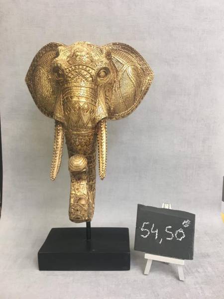 Une déco tendance avec nos objets de décoration, idées cadeaux, vases, lampes disponibles en ligne pour un retrait et paiement en magasin dans votre Bricomarché Saint Léonard