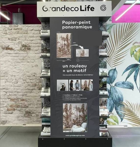 Papier-peint panoramique chez Bricomarché Saint Léonard à proximité de Fécamp.