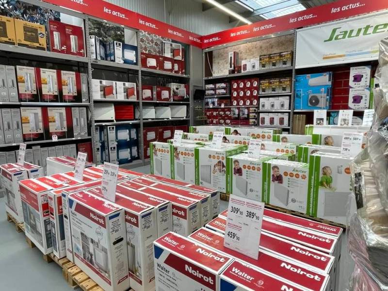 Radiateurs électriques, connectés et à inertie chez Bricomarché Saint Léonard à proximité de Fécamp